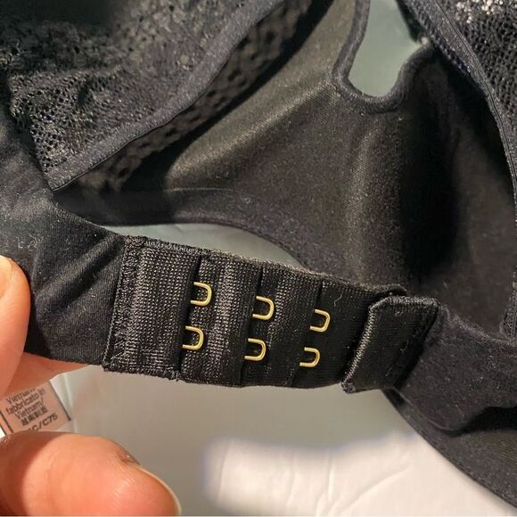 Victoria's Secret Sexy lace INCREDIBLE LIGHTLY LINED DEMI BRA seamless lace 34C - Picture 9 of 13